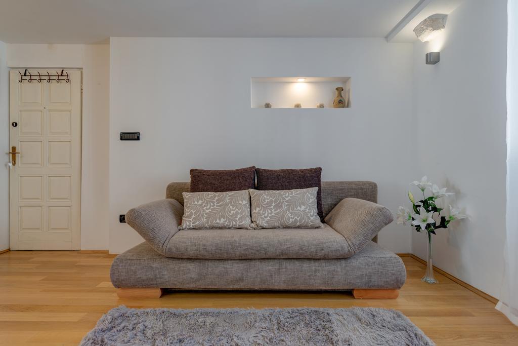 Temple Luxury Apartments & Rooms 斯普利特 外观 照片