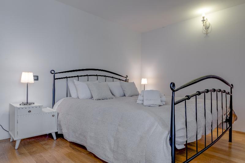 Temple Luxury Apartments & Rooms 斯普利特 外观 照片
